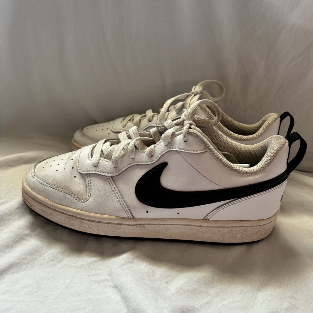 Nike All Day Play, Youth size 7 or Womens size 8.5, White with Black Swoosh